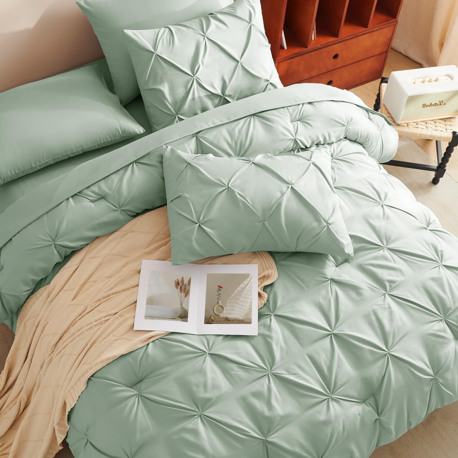 CozyLux flat sheet 108x102 offers a snug, breathable king fit