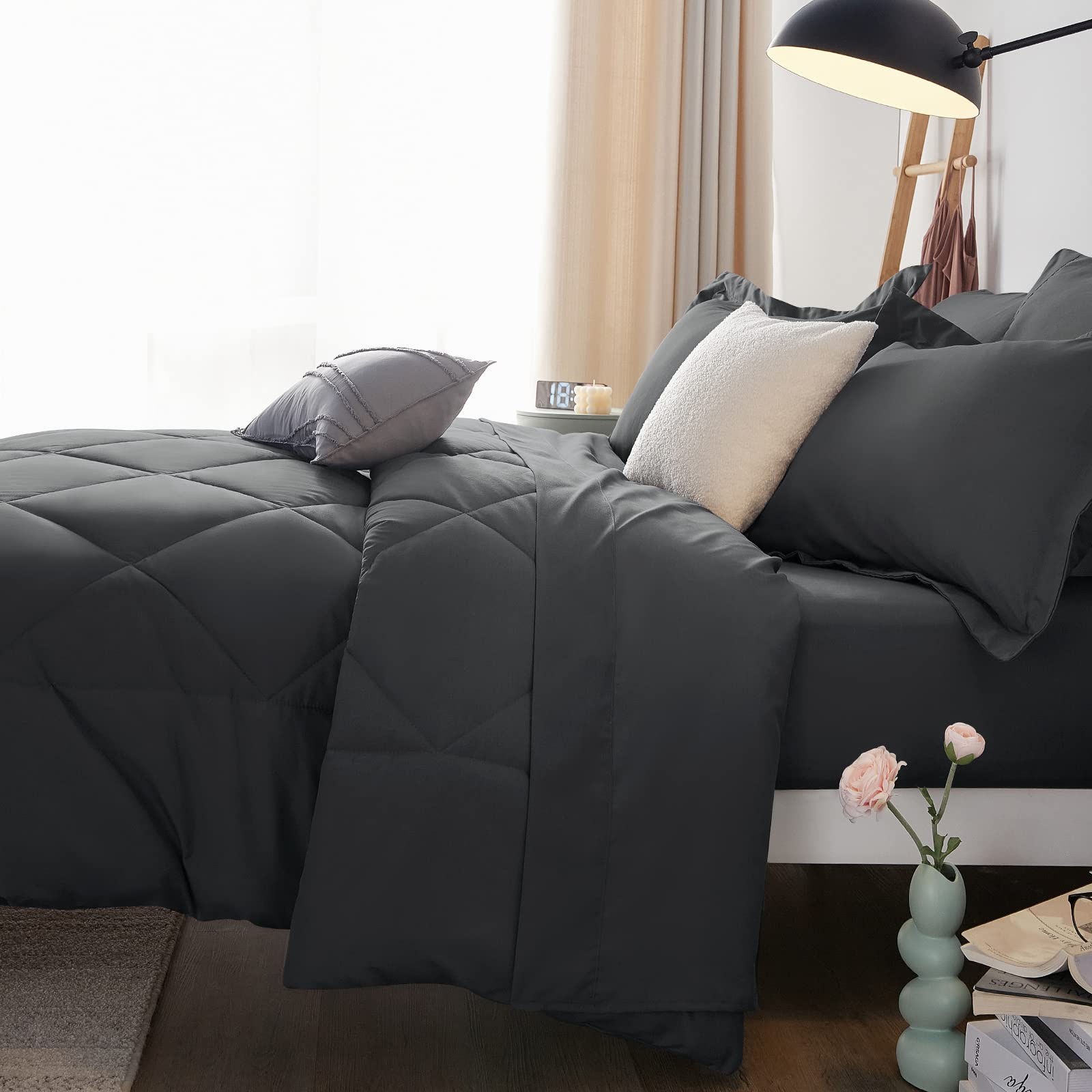CozyLux king-size setup in modern bedroom illustrates all-season comfort