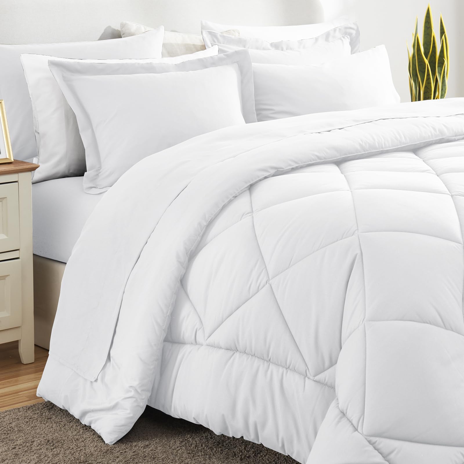 CozyLux bedding is machine washable for easy care