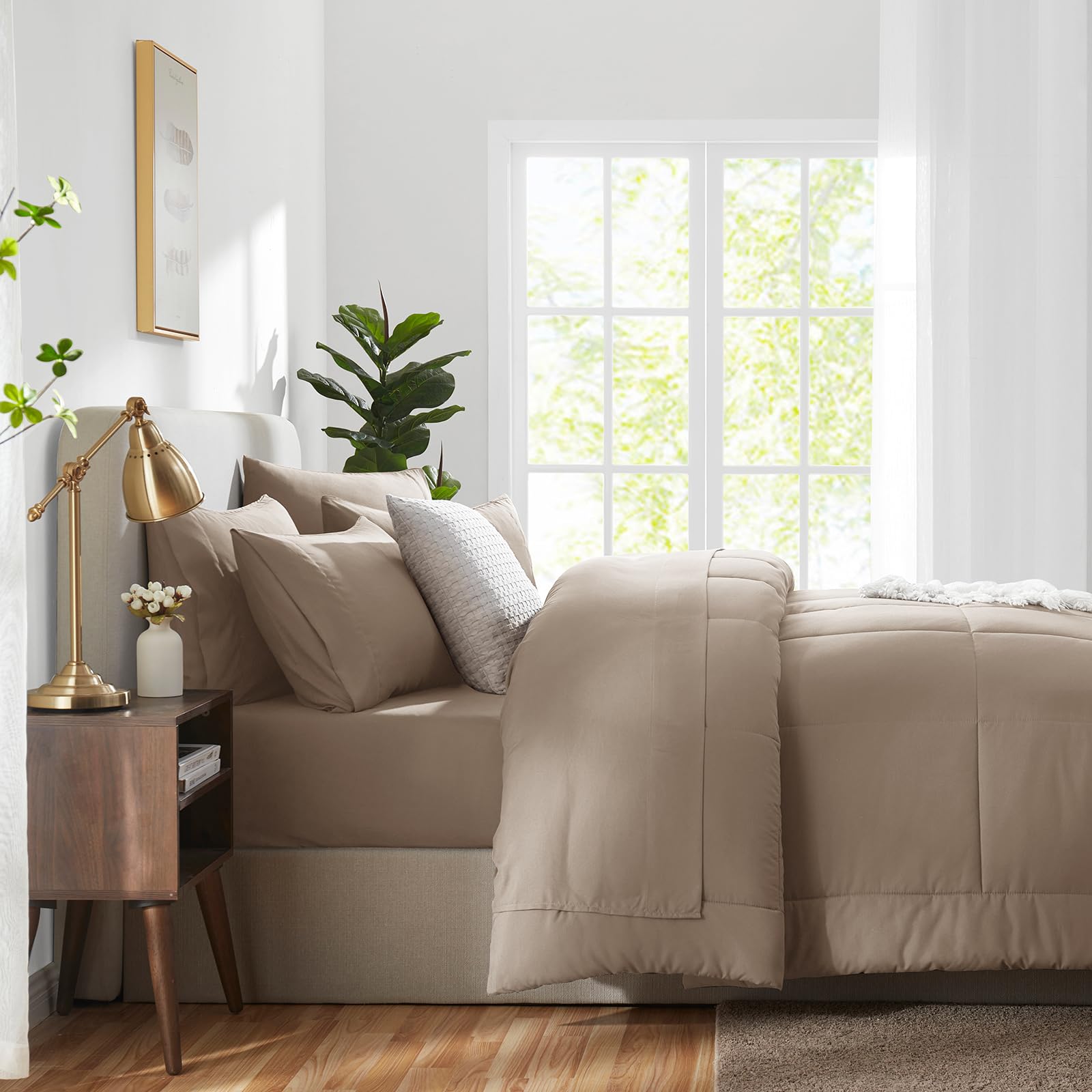 CozyLux packaging and storage display for easy gifting or organization