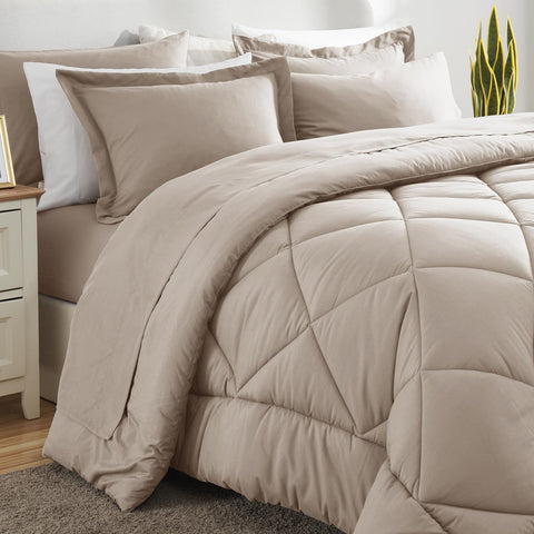 CozyLux bed-in-a-bag layout showcasing all seven pieces