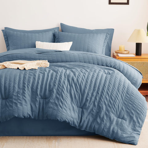 CozyLux care guidance: machine washable bedding for easy refresh.