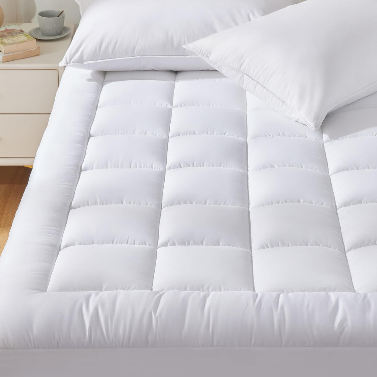 CozyLux queen mattress pad pillow top for plush comfort and cooling