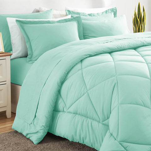 Two pillowcases 20x30 inches accompany CozyLux bedding set.