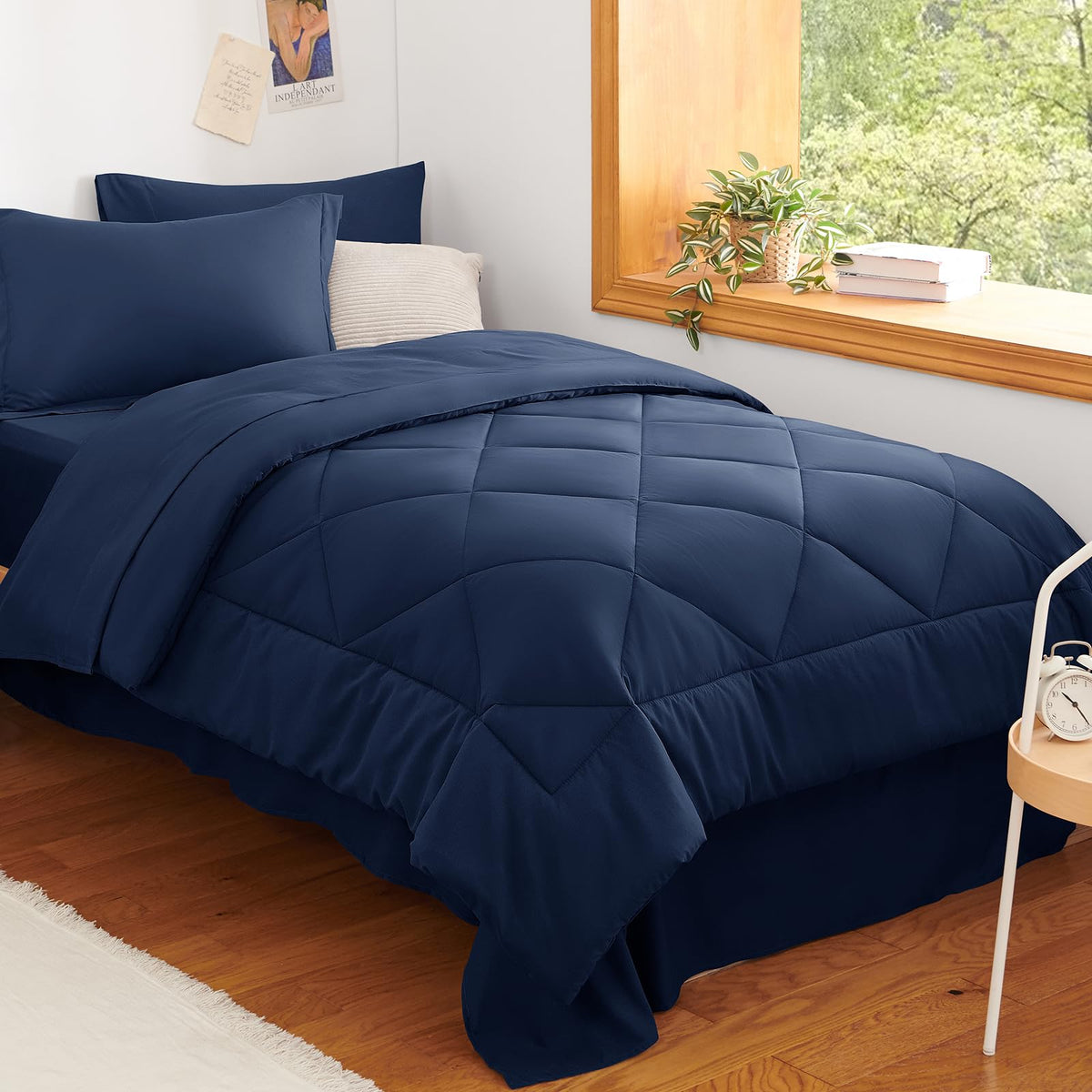 CozyLux twin comforter set navy blue main image highlighting breathable microfiber and down-alternative fill