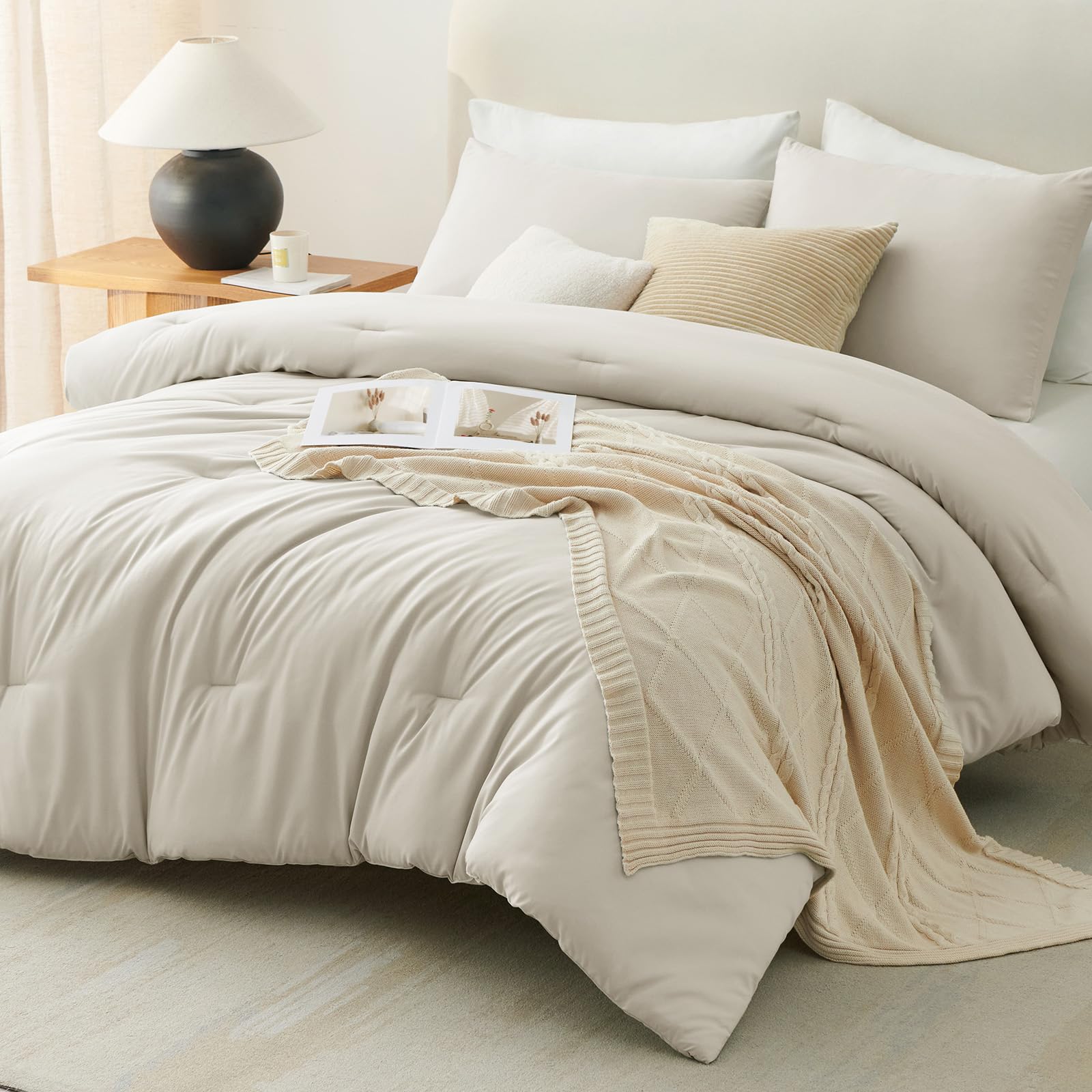 CozyLux vacuum-packaged first-use setup with puffed effect after opening