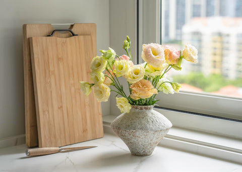 CozyWel 6-1 inch height and 7-9 inch width ensure balanced tabletop presence.