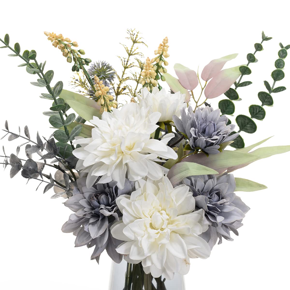 COZZI CODI silk flowers in vase boost cozy boho vibes in bedrooms.
