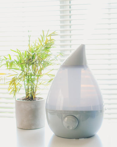 Crane humidifier featuring auto shut-off for safety and energy efficiency