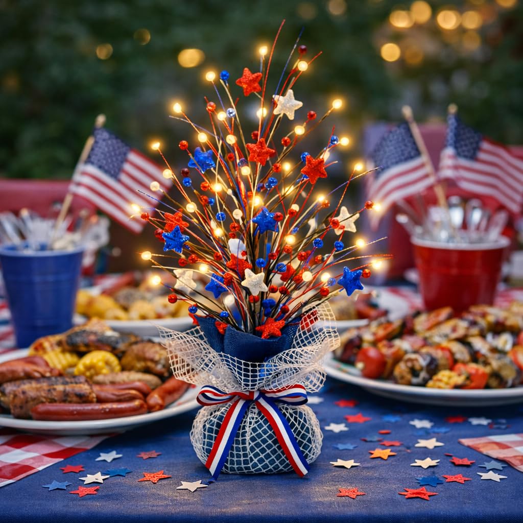 CRCZK rustic patriotic tree decor blends tradition with modern lighting