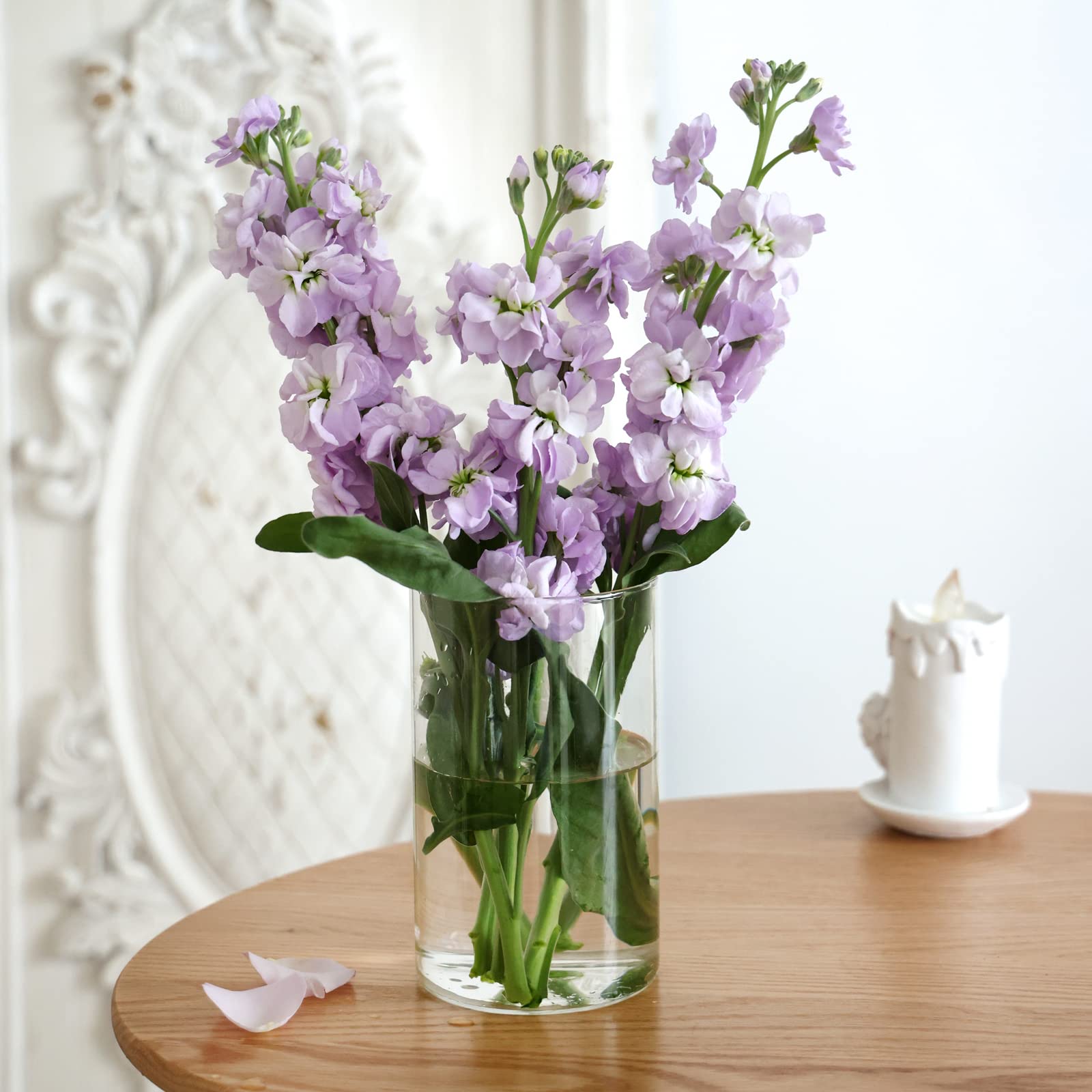 CUCUMI table candle holder, 6-inch glass vase for ambiance.