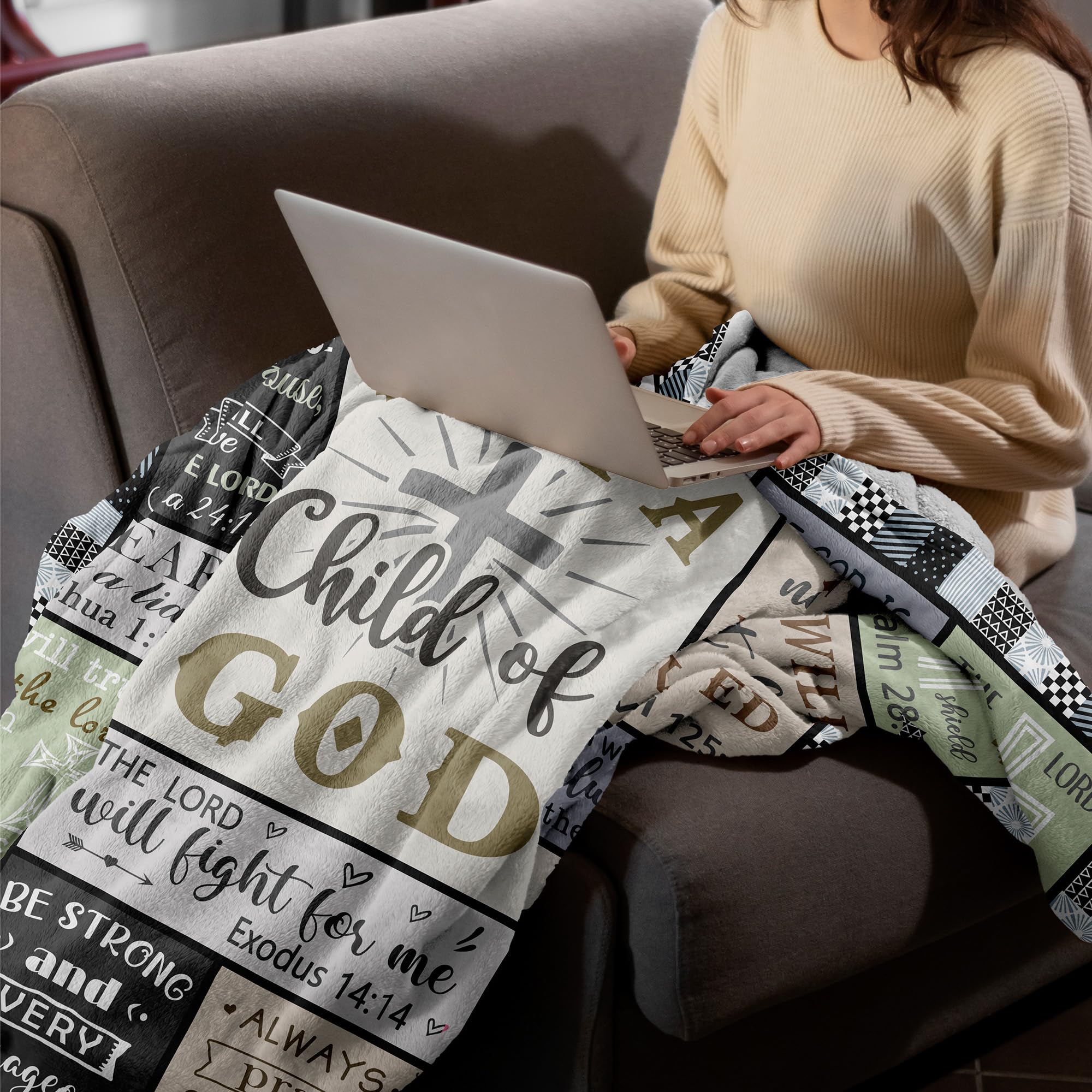 CUJUYO Christian gifts blanket for men and women, ideal for home use.