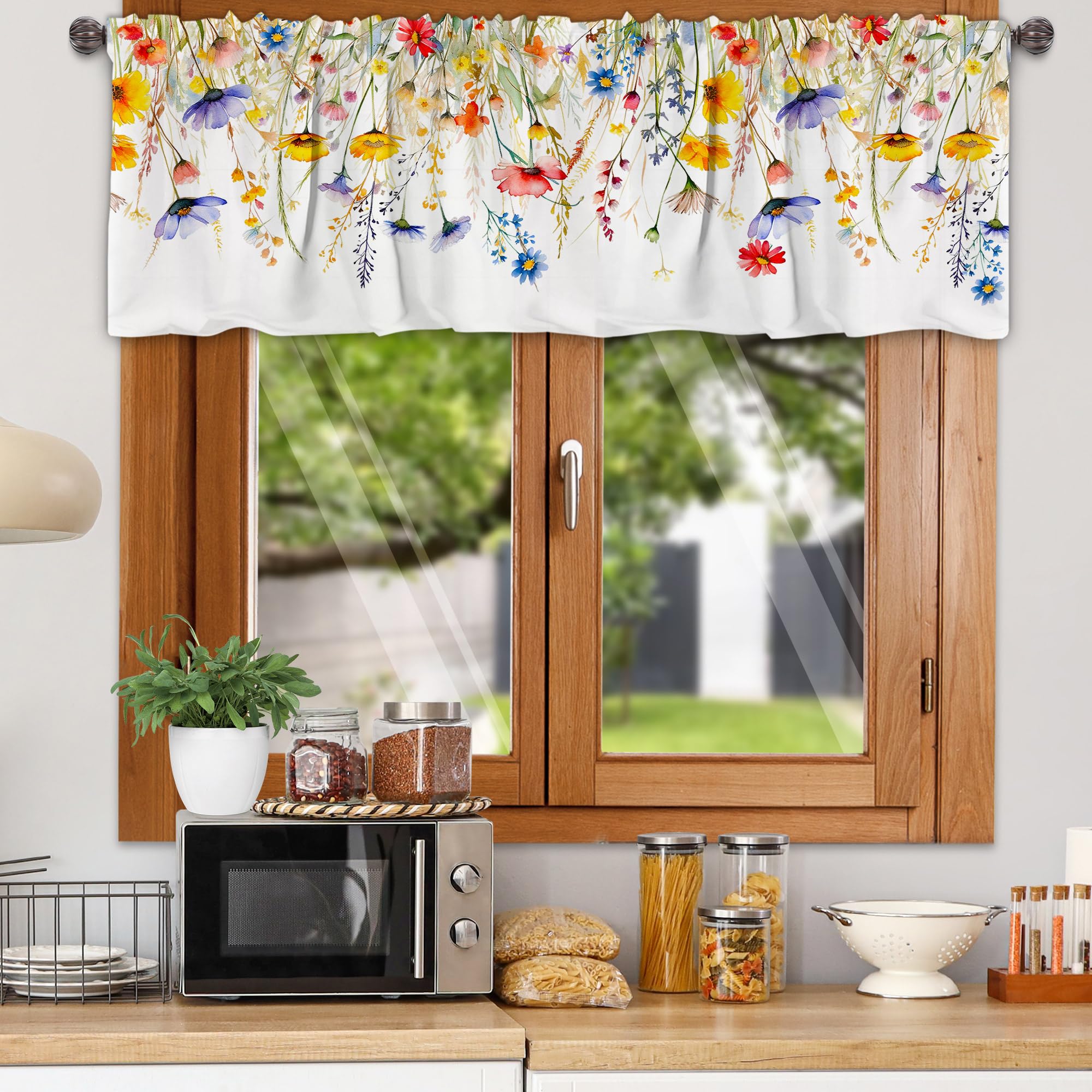 Cusugbaso buffalo plaid pattern frames windows with bold modern charm