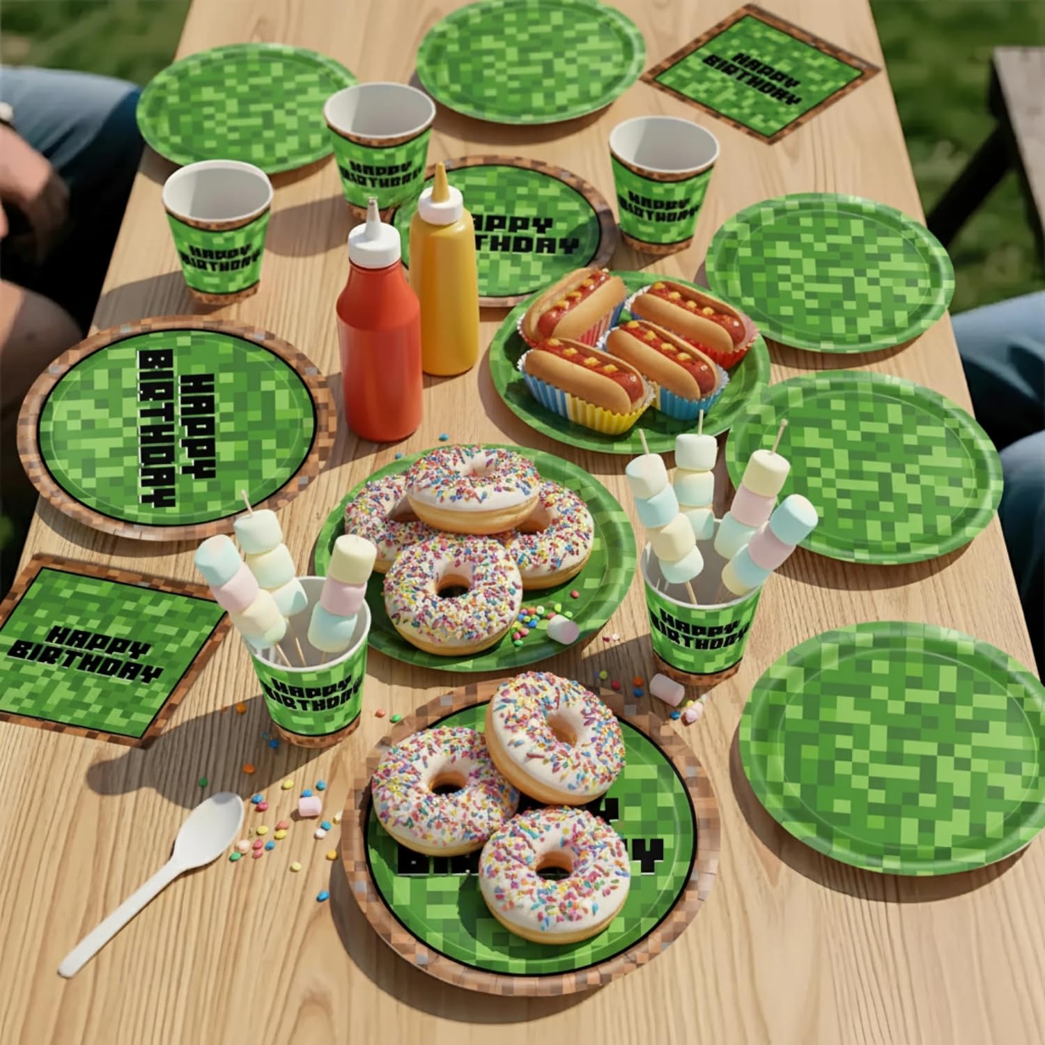 Cutedog Pixel cutlery set 24 pieces sturdy utensils for party meals