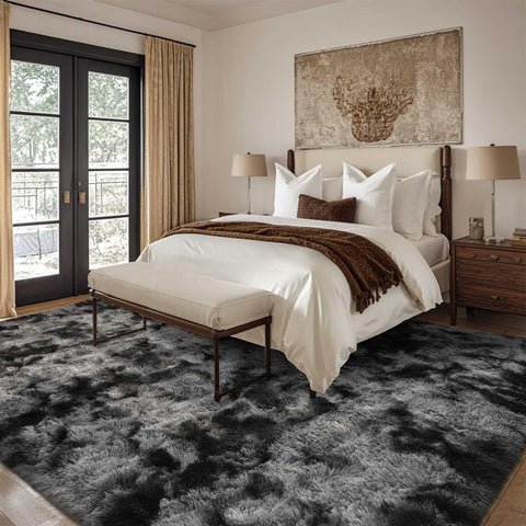 Cuzwlovita rug non-slip base provides stable footing on hard floors.