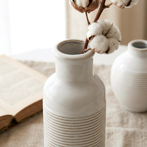 CWFutwell pampas grass displayed in rustic farmhouse vases for seasonal styling