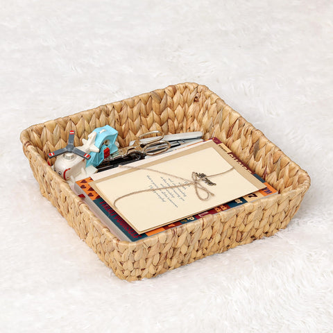 DAICOLAD bathroom towel and toiletry basket cleanly stores essentials while boosting bathroom appeal.