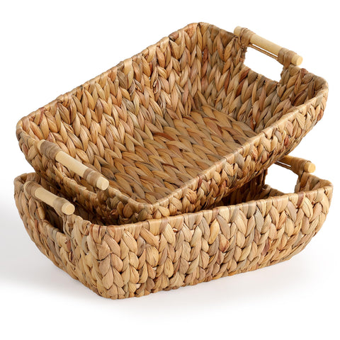 DAICOLAD water hyacinth basket with wooden handles for easy transport and organization.