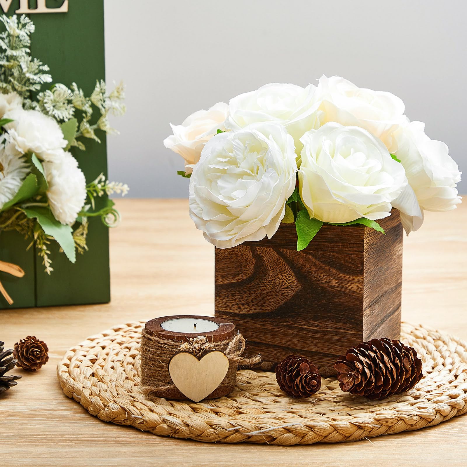 Dandat rustic square vase centerpiece showing natural wood charm.