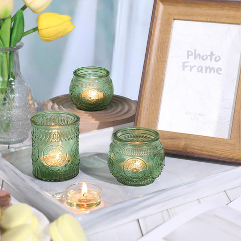 DARJEN wedding centerpiece ideas feature sparkly reflections of the flame.