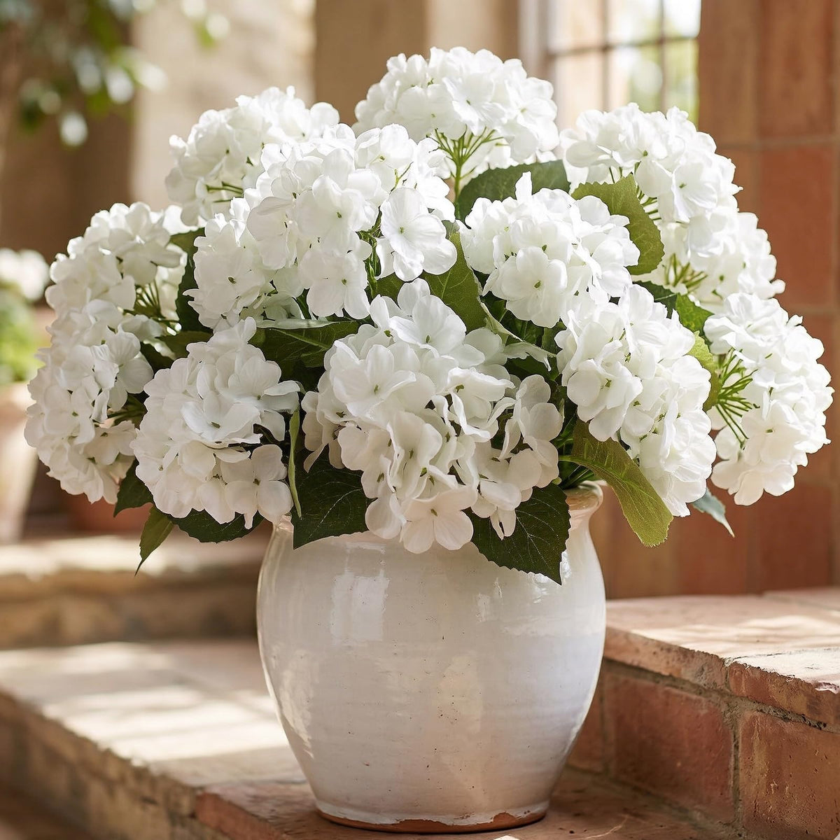 Daynight hydrangea outdoor-bouquet-1 with vivid petals for patio centerpieces.