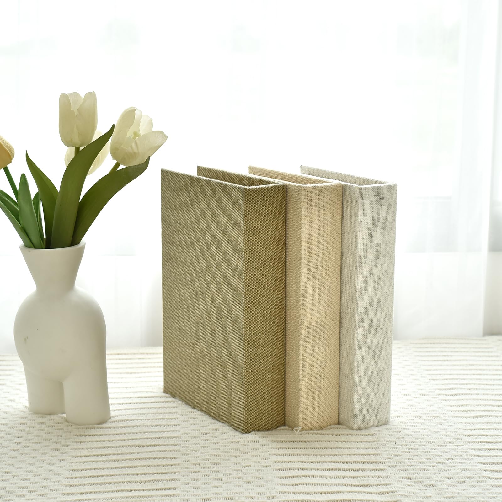 DECOR4SEASON desk organization using linen book boxes for small items