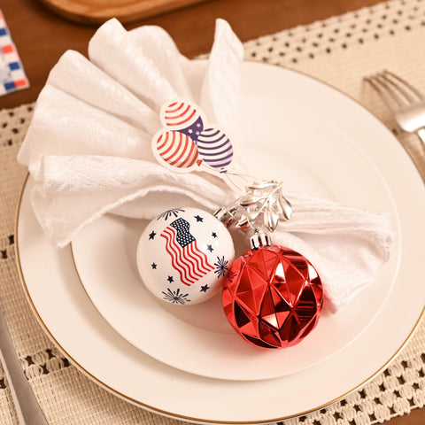 Decor by Hannah ready-to-hang ornament with pre-threaded strings for quick decorating.
