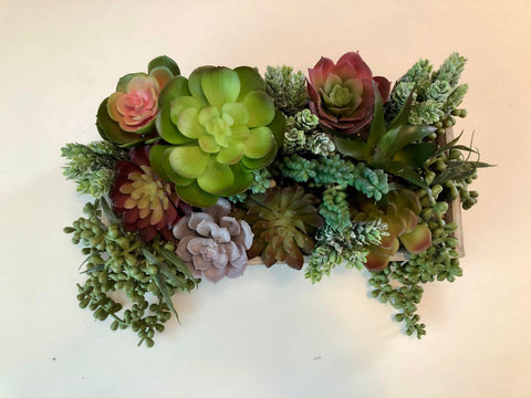 DECOROUS terrarium ideas enhanced with realistic unpotted succulents