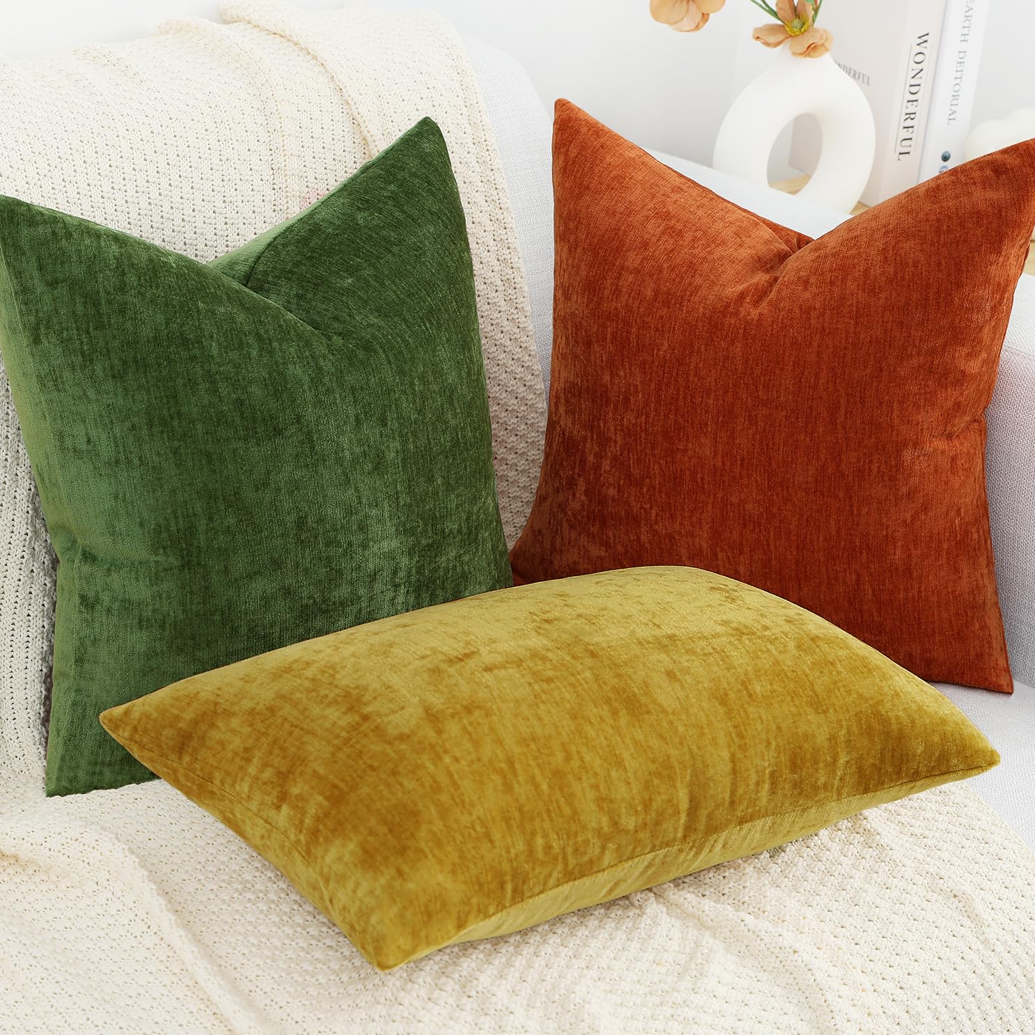 woven chenille fabric detail of decoruhome moss green cover