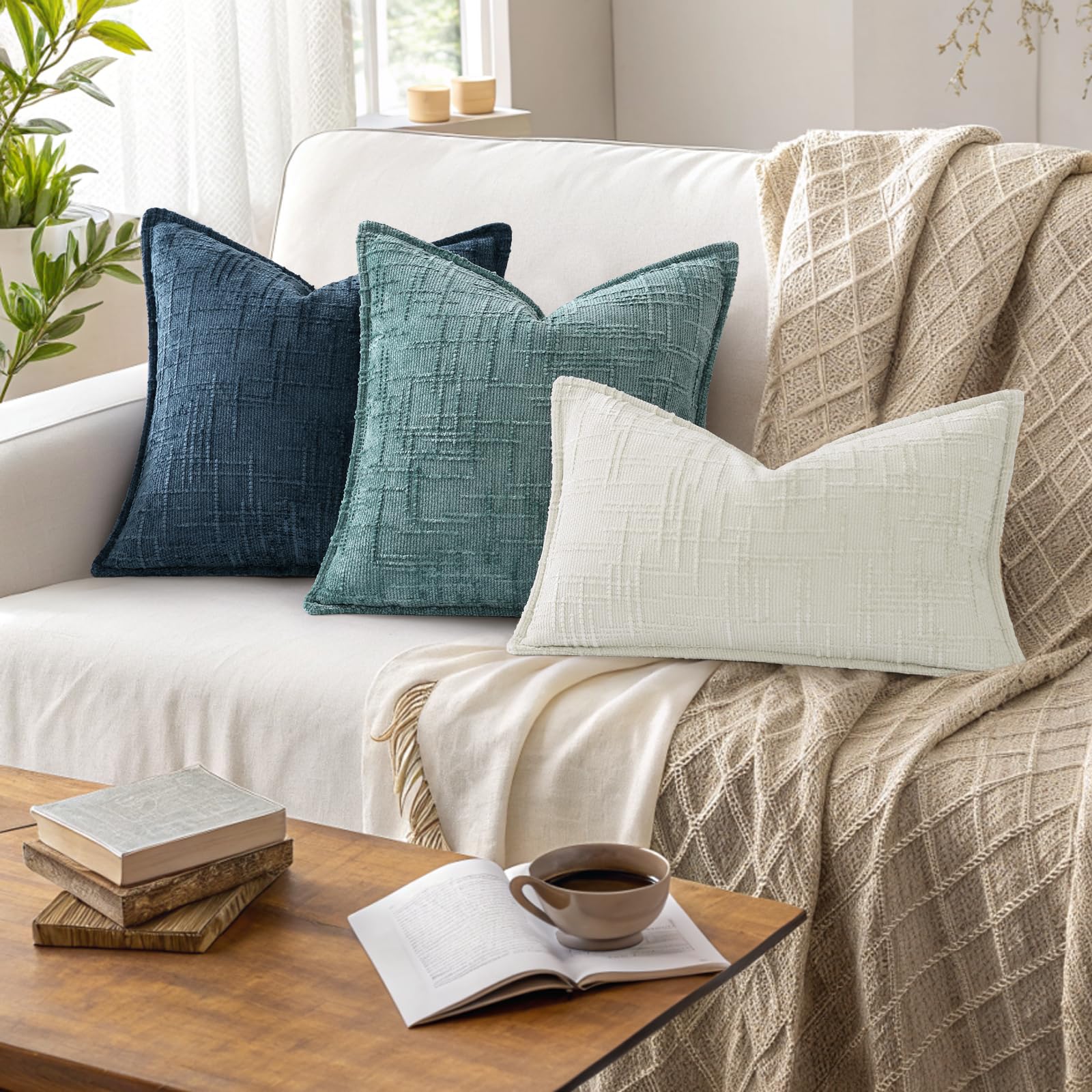Soft handfeel of DecorUhome navy blue pillow cover adds cozy comfort.