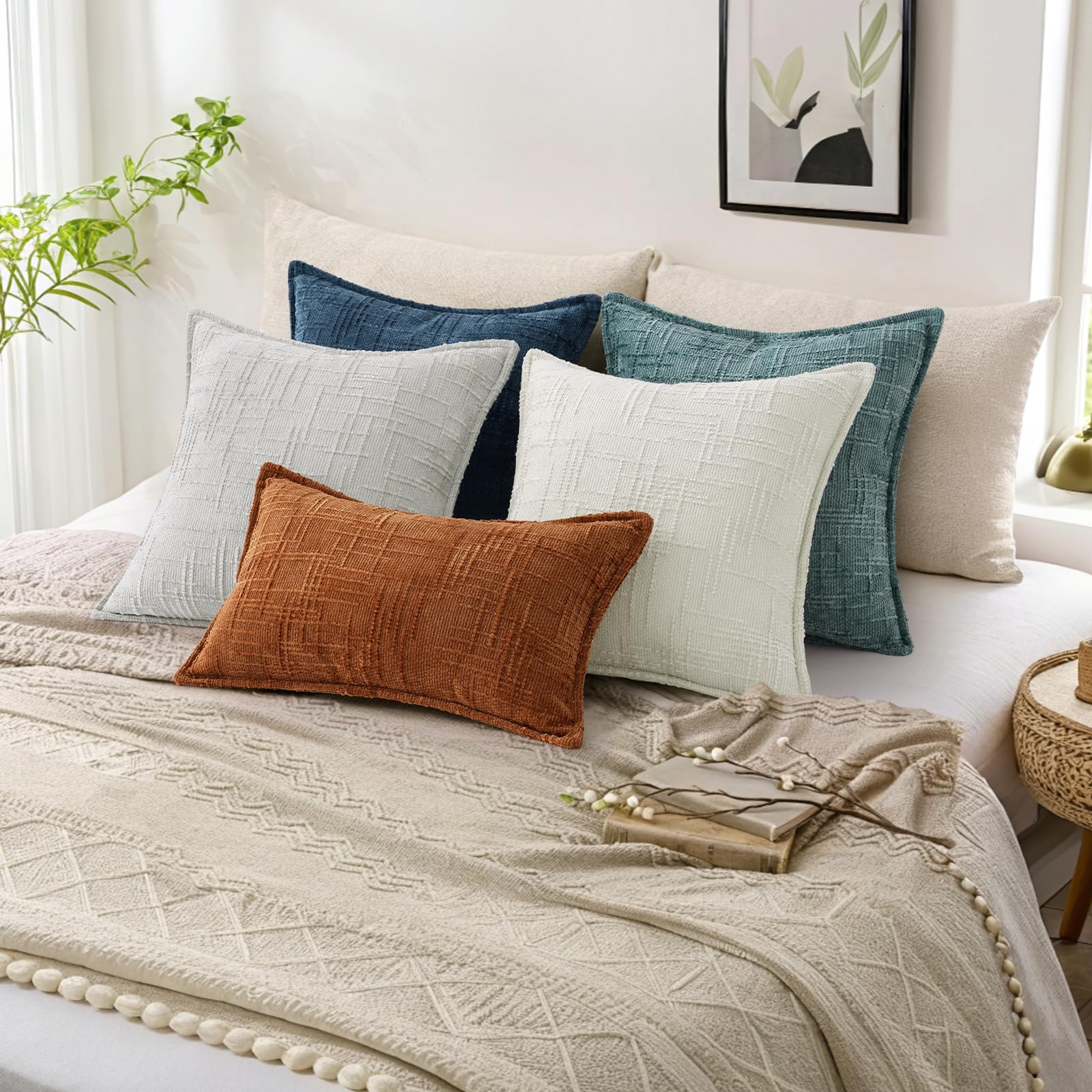 DecorUhome 18x18 cover complements modern living room decor with neutral tones.
