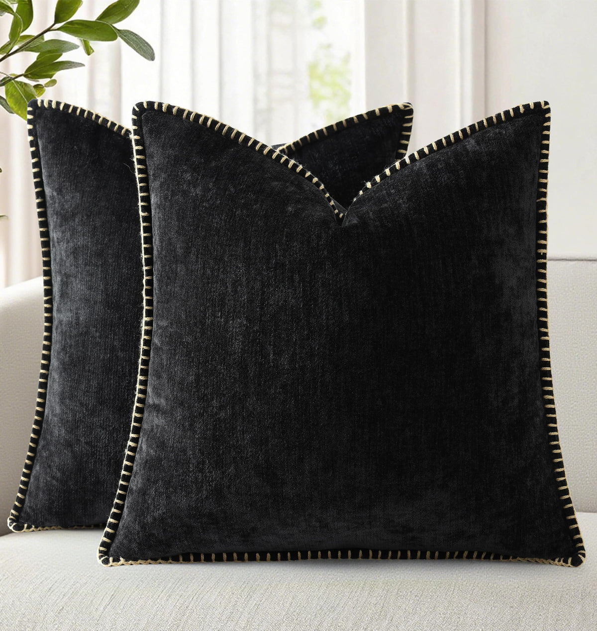 DecorUhome chenille pillow front view shows plush texture ideal for cozy living room accents.