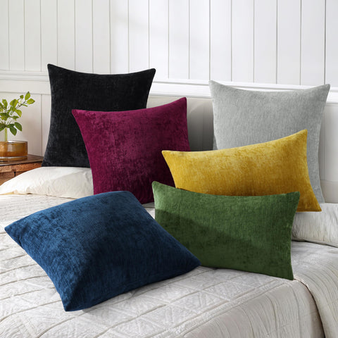 decorUhome hidden zipper detail keeps inserts tidy and elegant.