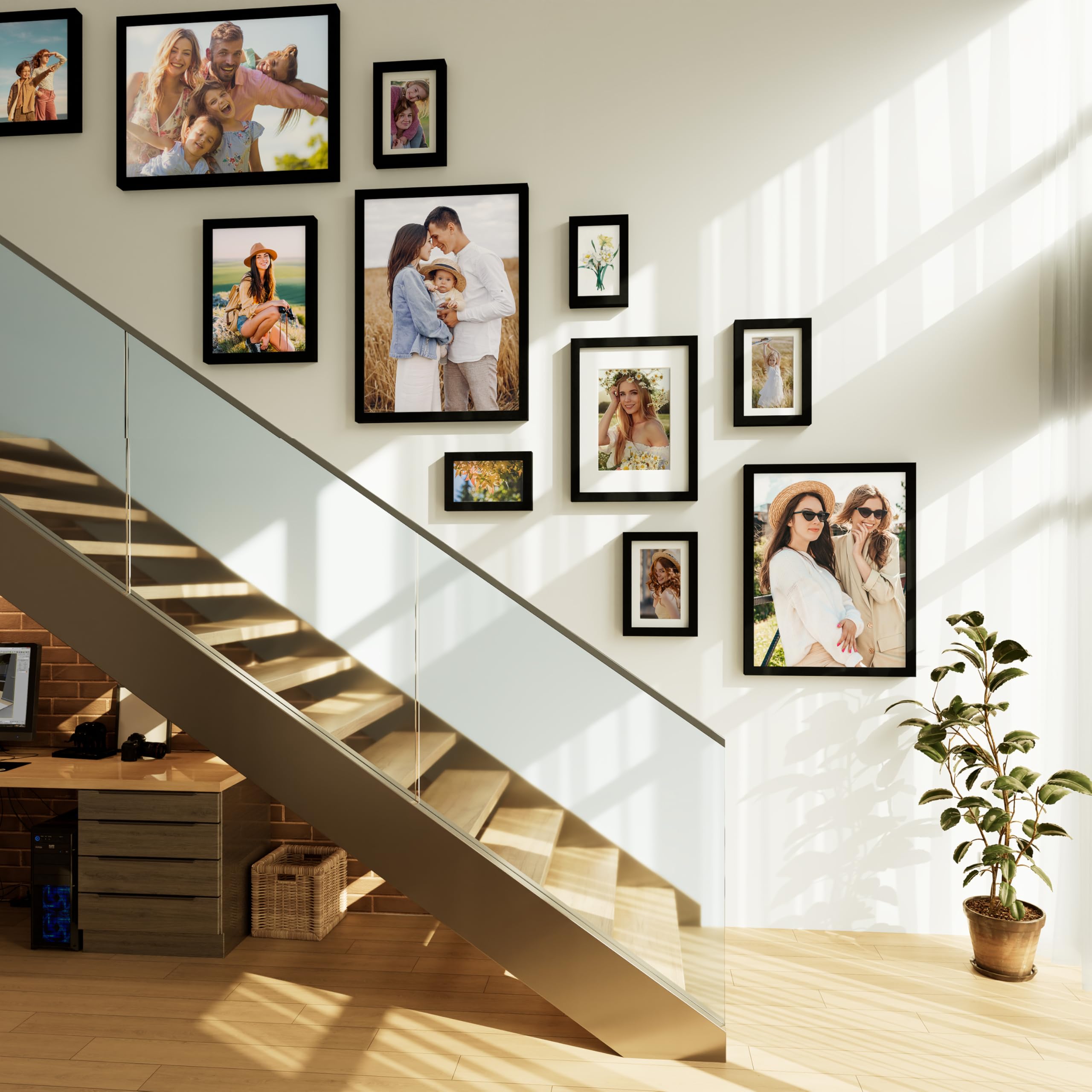 decorUhome frame uses clear plexiglass for crystal-clear visibility.
