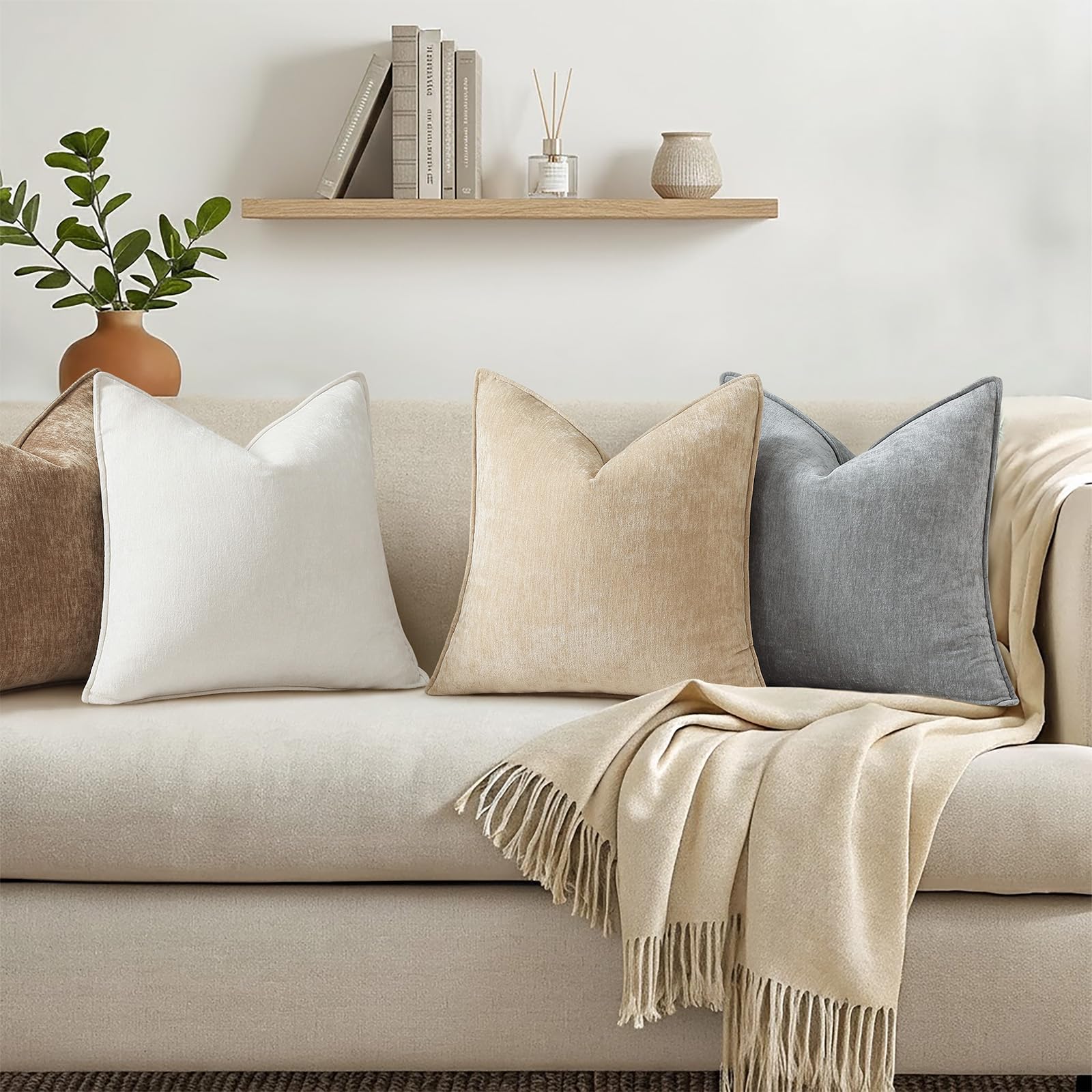 decorUhome soft-chenille texture macro highlighting warmth and durability