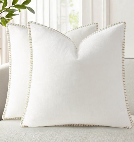 decorUhome Summer Chenille throw pillow cover in cream adds cozy farmhouse charm to a sofa.