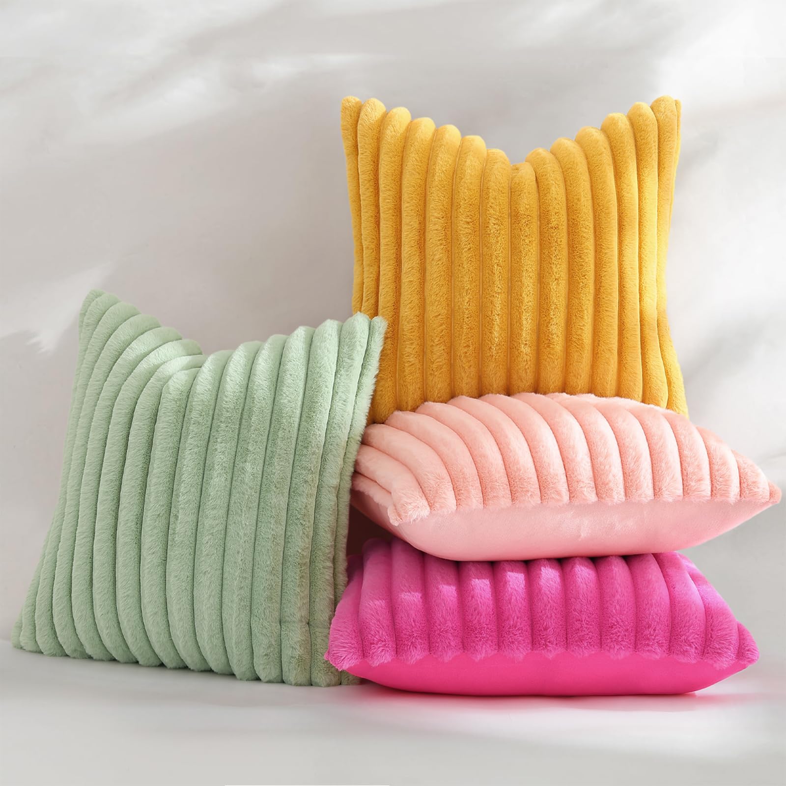 decorUhome 18x18 cover ideal for living room, bedroom, or sofa styling.