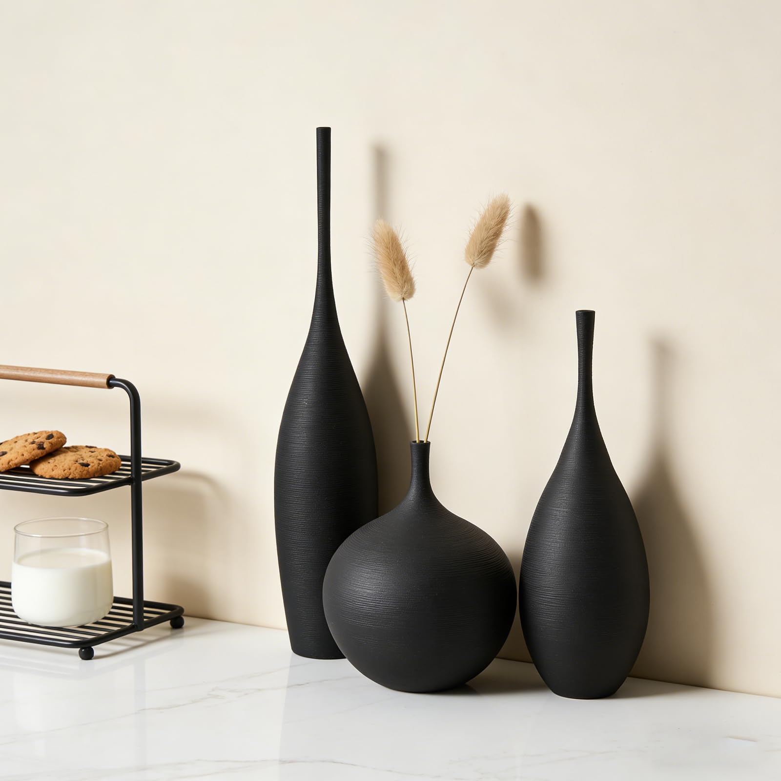Shelf styling with DecoVlog 3-piece vase set