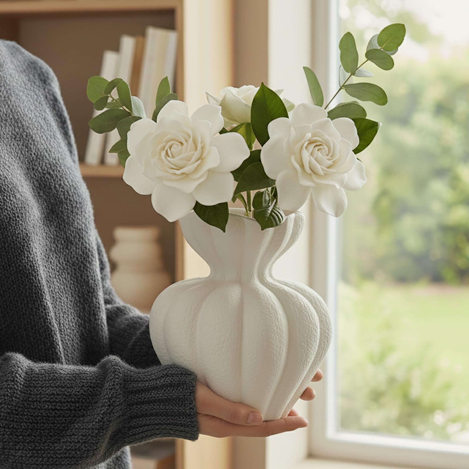 DecoVlog petal-inspired design complements fresh or artificial blooms.