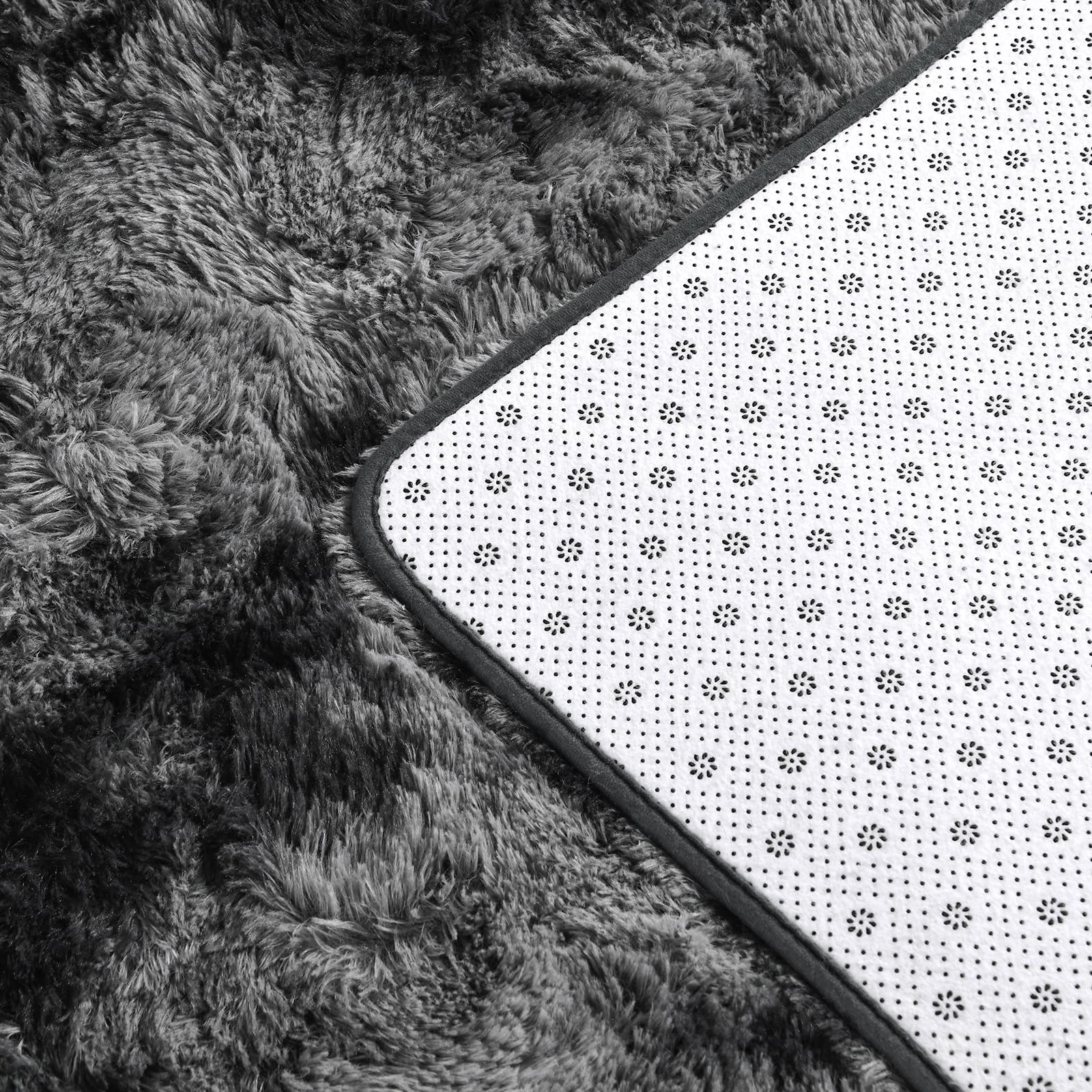 Deerhoo soft bedroom rug feels like clouds under bare feet.