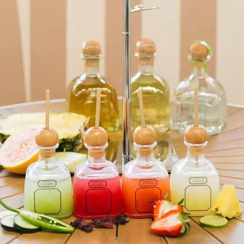 DEFACT reusable acrylic liquor bottle adds eco-friendly flair.