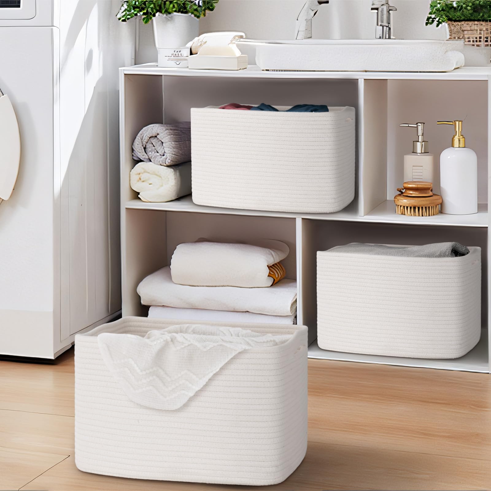Degeyoyo baby toy storage keeps playroom clutter under control.
