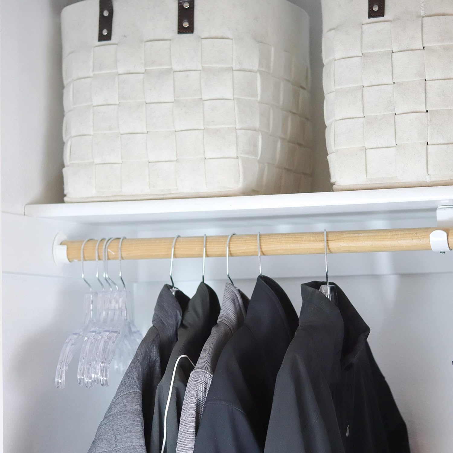 DEILSY clear plastic hangers side view highlights slim profile for compact closets.