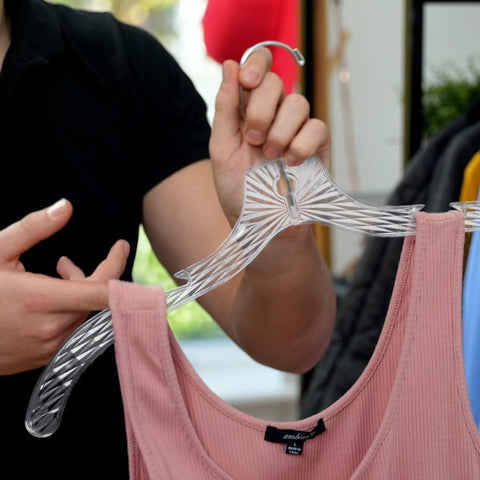 DEILSY clear high-quality hangers elevate wardrobe presentation and usability.