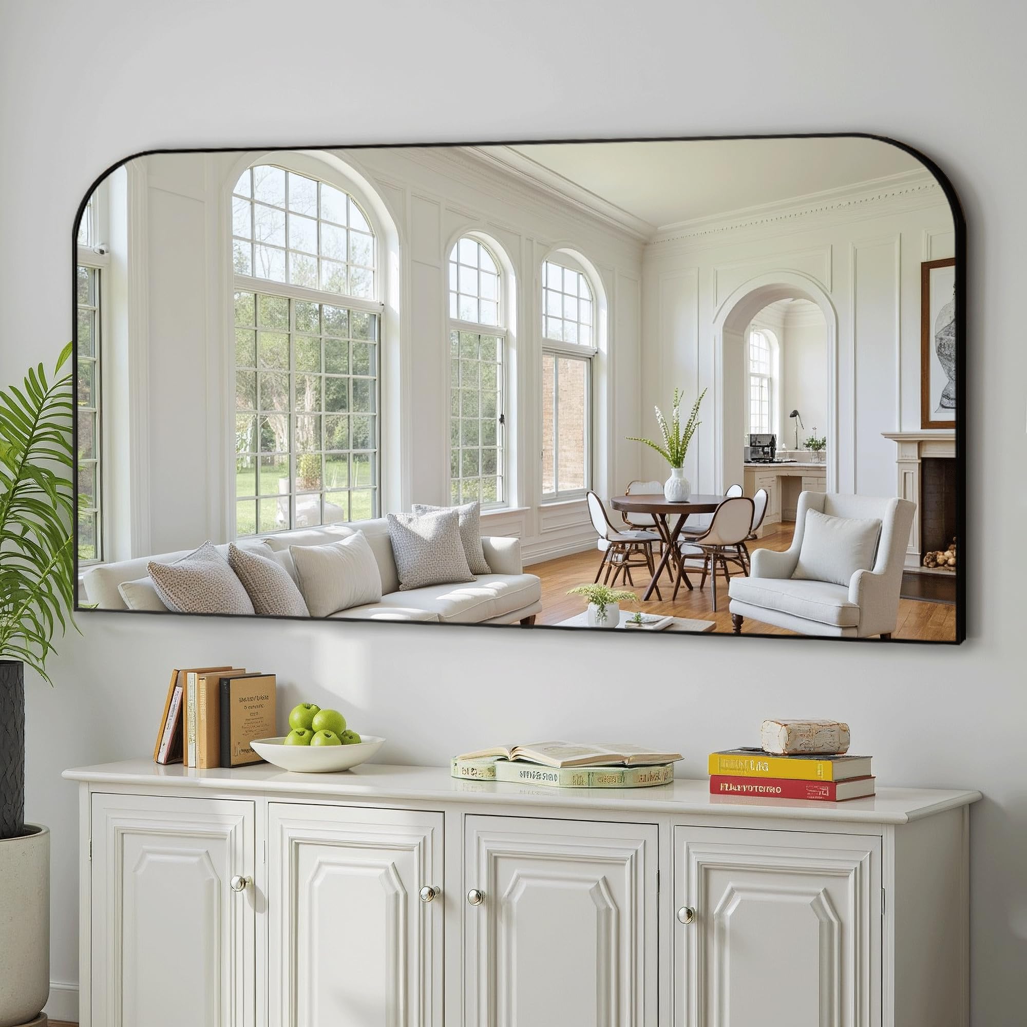 Delma 30x55 mirror delivers high clarity for daily routines