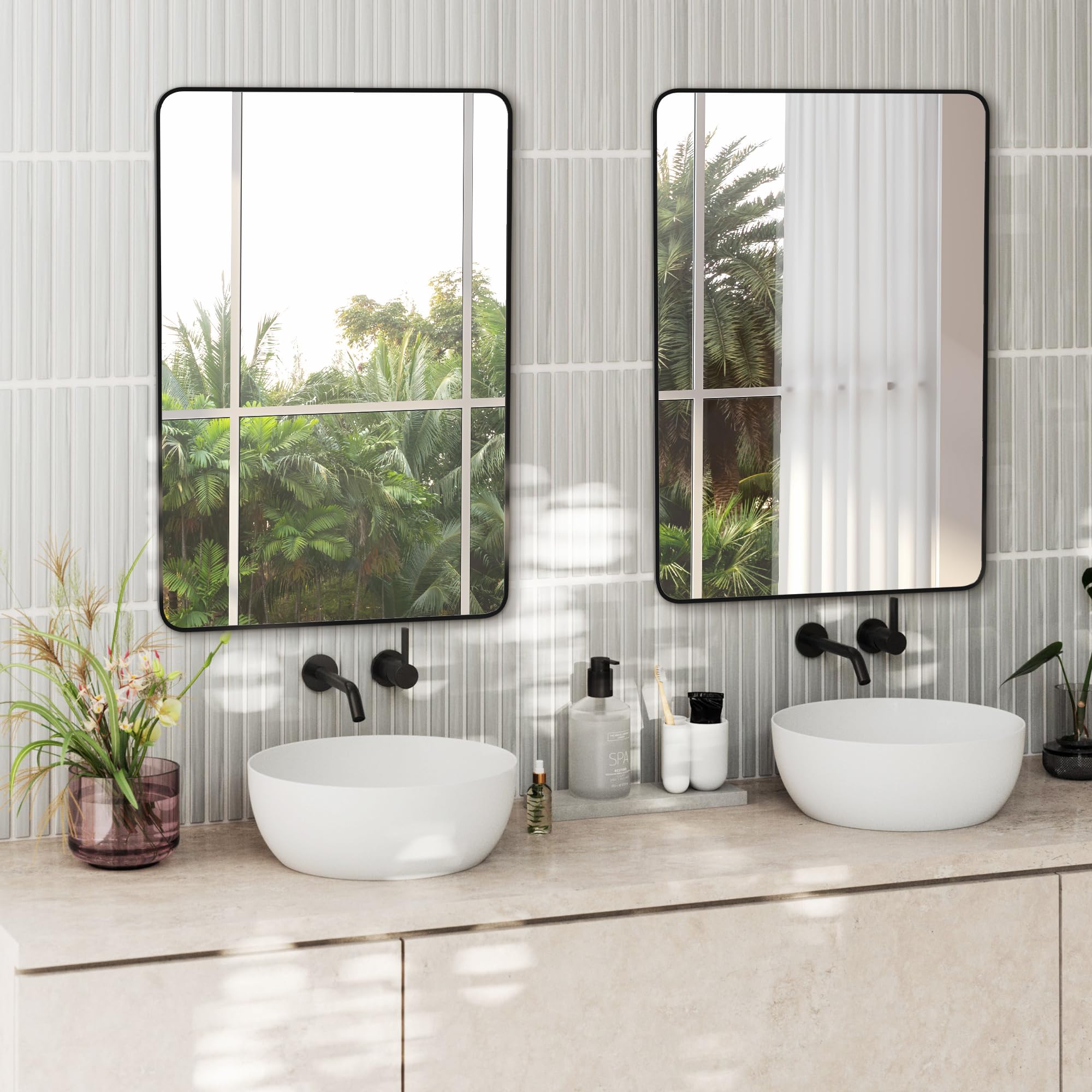 Delma long-lasting, high-quality mirror maintains polished look over time