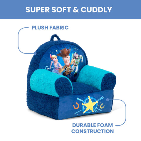 Delta Children Cozee Buddy Chair side view highlights the easy-grab handle for portable use.