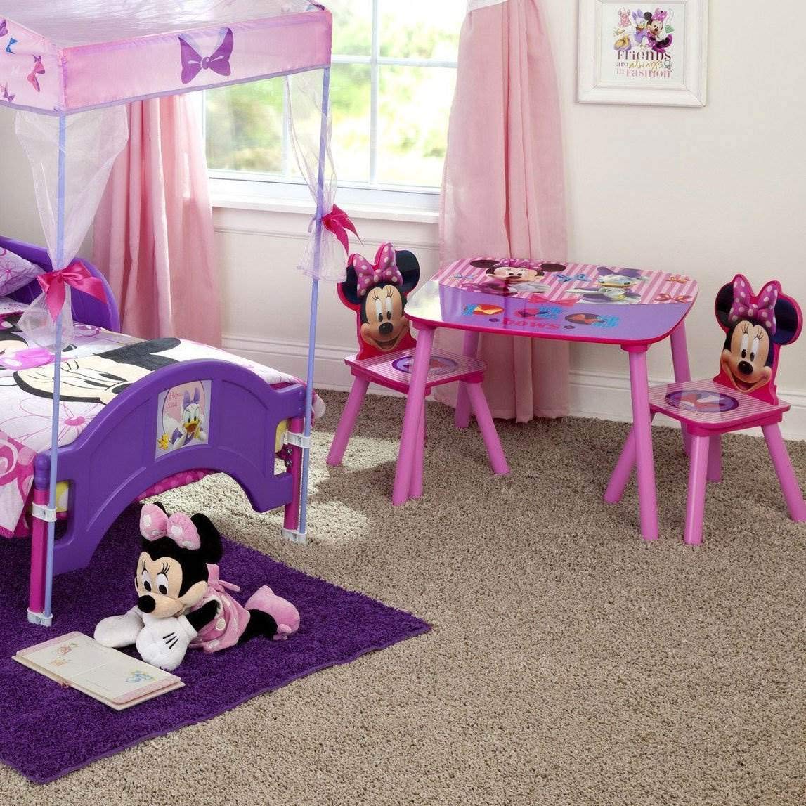 Delta Children Minnie set pink packaging image, easy assembly for families.