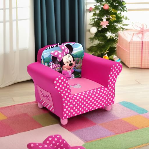 Delta Children Minnie Mouse chair with storage pockets keeps toys close for convenient play