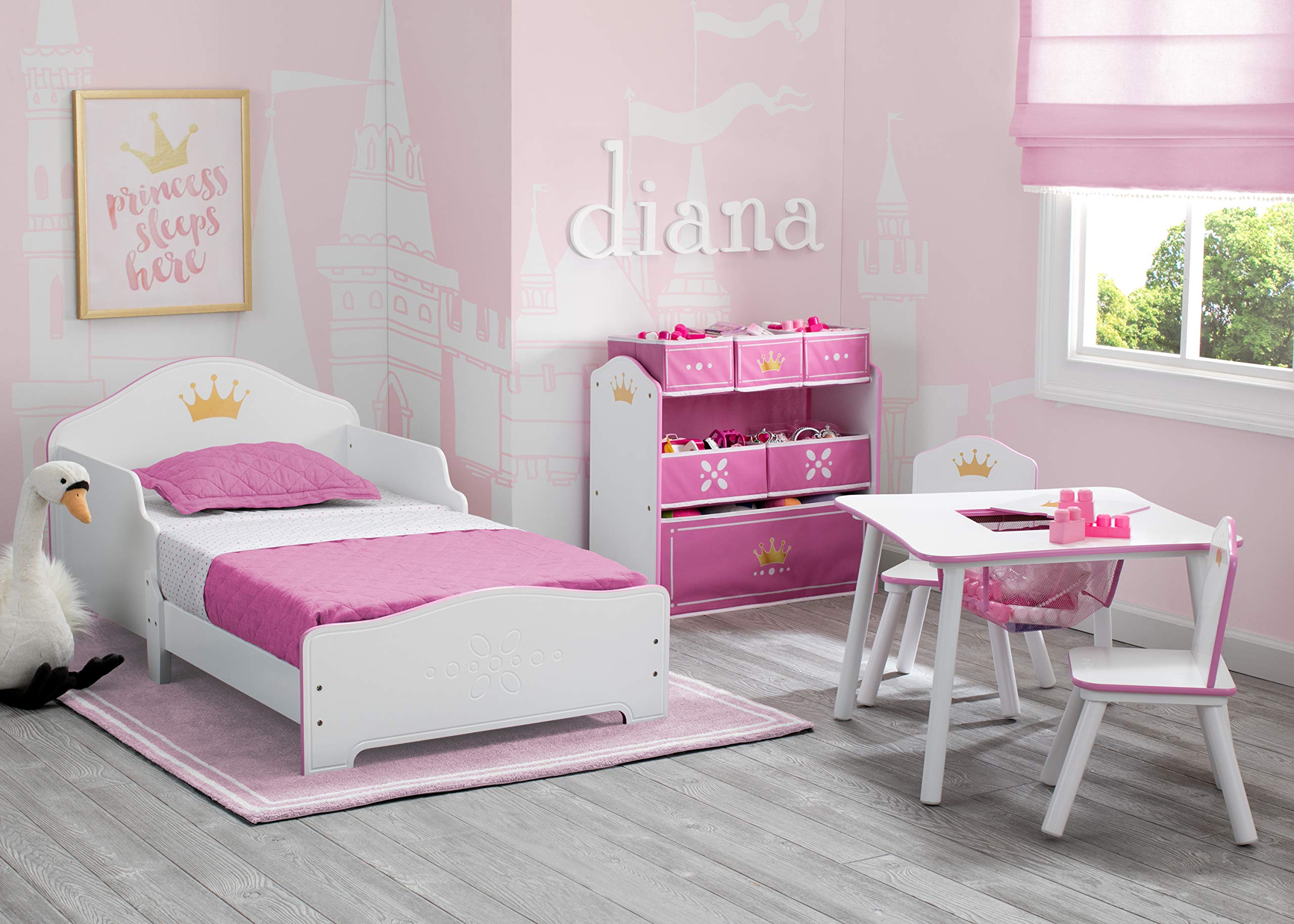Kids enjoy mealtime, crafts, and play at the Princess Crown table.